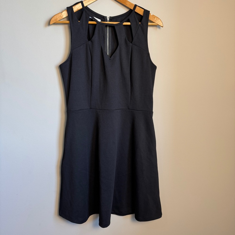 Maurices Sleeveless Dress‎ Cutout Neckline Party Cocktail Career Black Large
